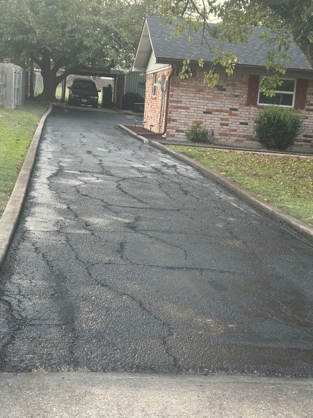 Sealcoating in Hurst, TX (1)